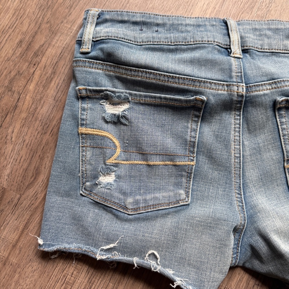 American Eagle Outfitters Light Blue Distressed Hi-Rise Shorties - Size 6 - Picture 12 of 14